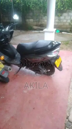 Suzuki BURGMAN 2020 Motorbike (Used)