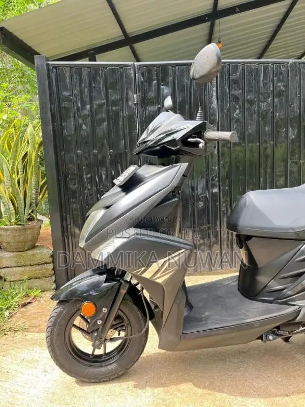 Yamaha Ray ZR 2018 Motorbike (Used)