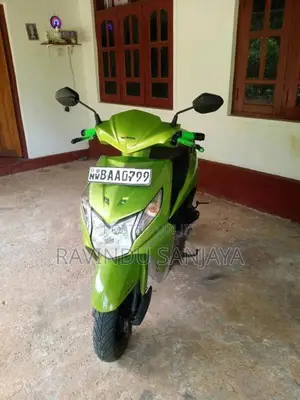 Honda Dio 2013 Motorbike (Used)