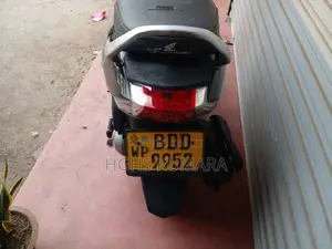 Honda Activa 2015 Motorbike (Used)