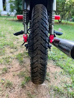 Bajaj Boxer 2009 Motorbike (Used)