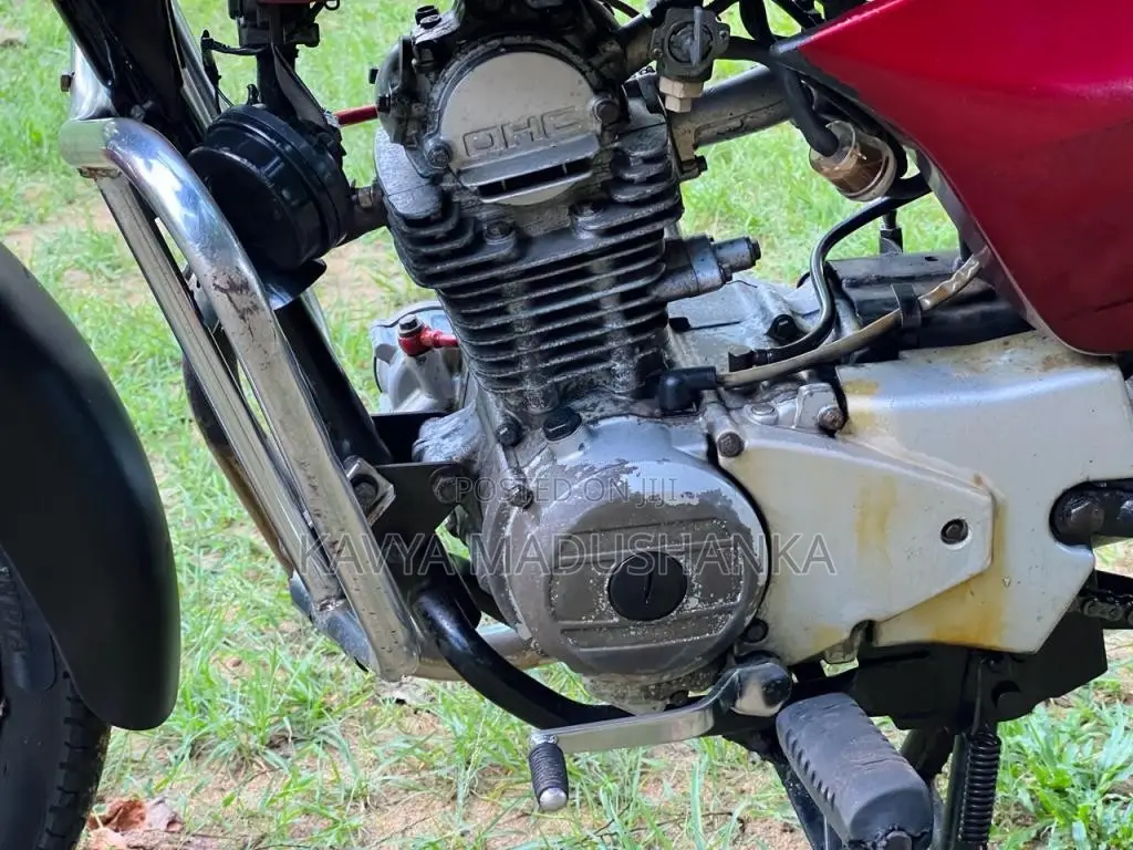 Bajaj Boxer 2009 Motorbike (Used)