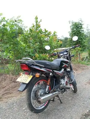 Bajaj CT-100 2015 Motorbike (Used)