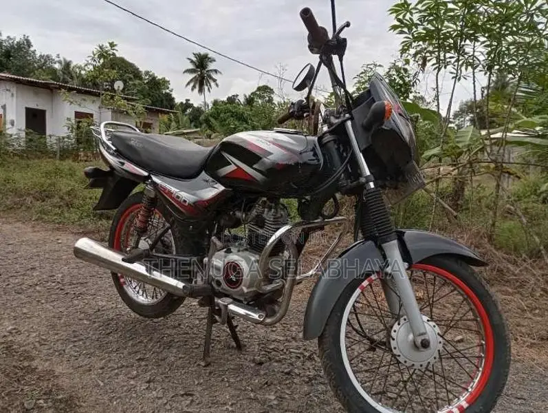 Bajaj CT-100 2015 Motorbike (Used)