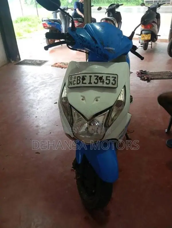 Honda Dio 2016 Motorbike (Used)