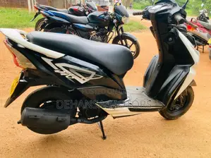 Honda Dio 2015 Motorbike (Used)