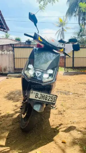 Yadea T5 2024 Motorbike (Used)