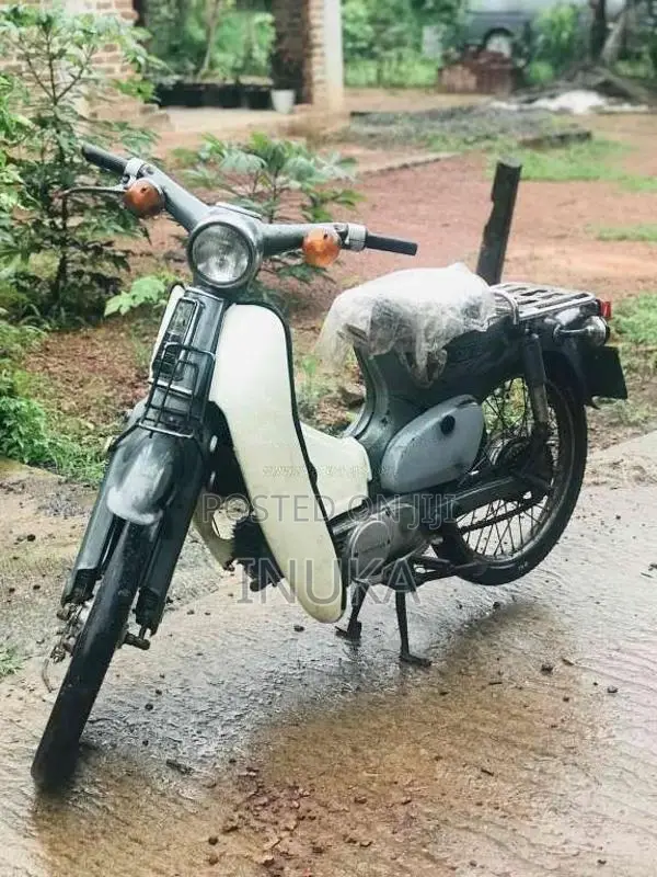 Honda Super Cub 1990 Motorbike (Used)