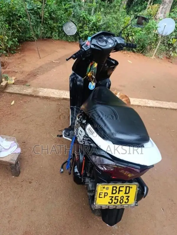 Honda Dio 2016 Motorbike (Used)