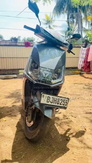 Yadea T5 2024 Motorbike (Used)