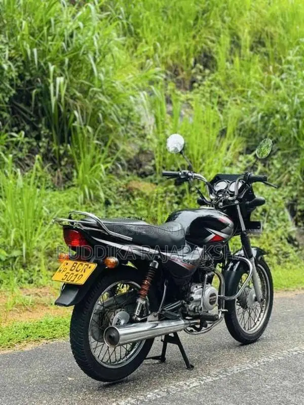 Bajaj CT-100 2015 Motorbike (Used)