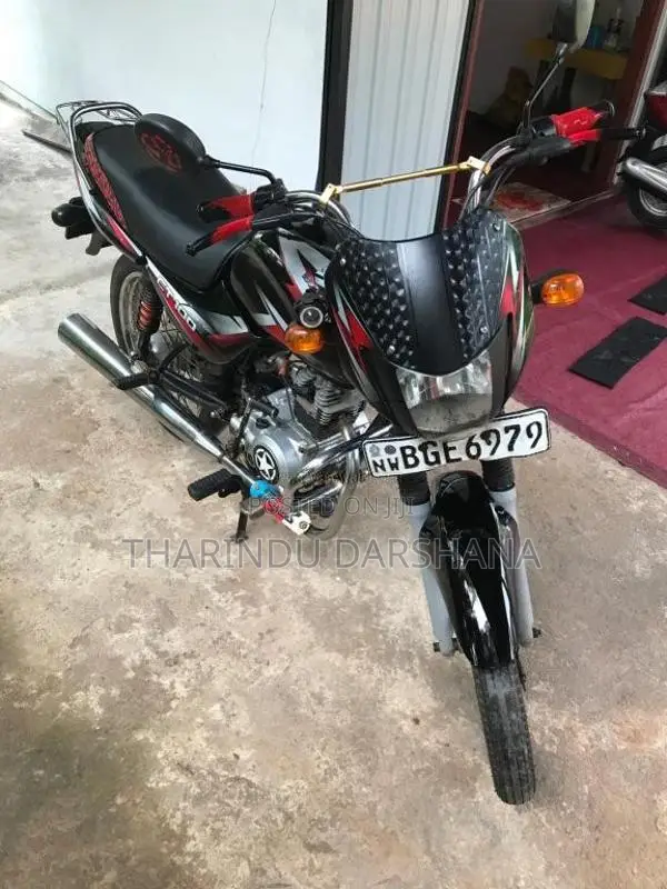 Bajaj CT-100 2016 Motorbike (Used)