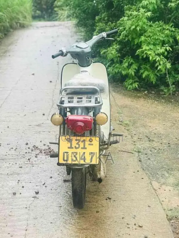 Honda Super Cub 1990 Motorbike (Used)