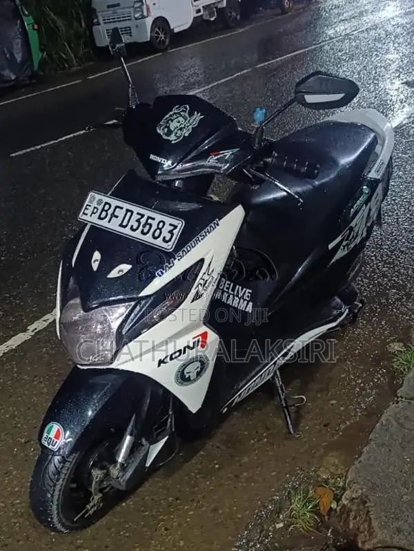 Honda Dio 2016 Motorbike (Used)