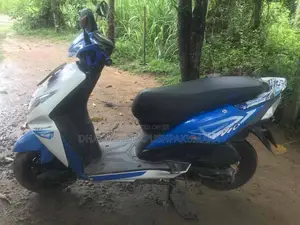 Honda Dio 2017 Motorbike (Used)