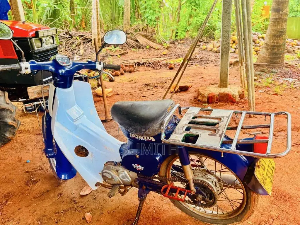 Honda Super Cub 2005 Motorbike (Used)