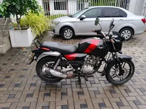 Bajaj V15 2016 Motorbike (Used)