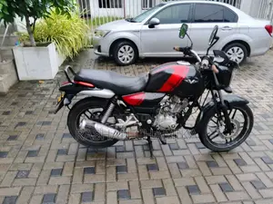 Bajaj V15 2016 Motorbike (Used)