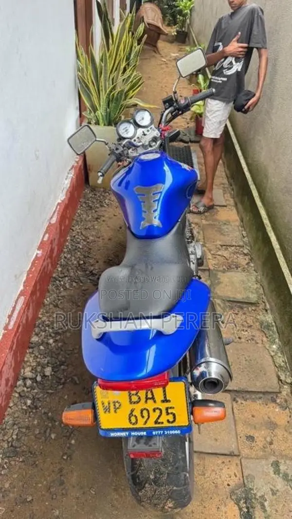 Honda Hornet 2010 Motorbike (Used)