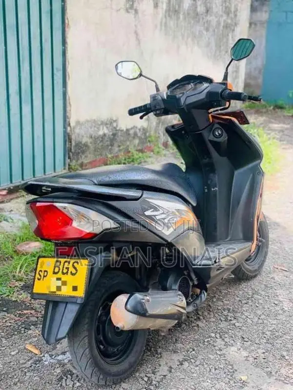 Honda Dio 2018 Motorbike (Used)