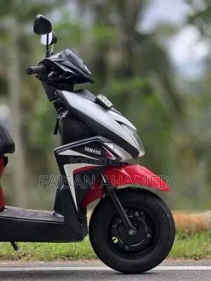 Yamaha ZR 2017 Motorbike (Used)