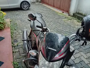 Honda Shine 2013 Motorbike (Used)