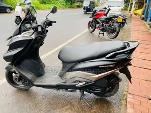 Suzuki Burgman 2019 Motorbike (Used)