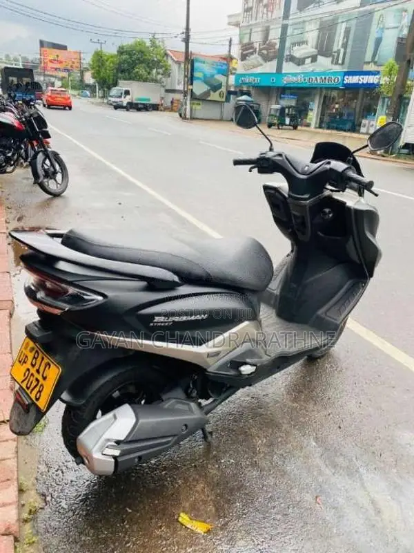 Suzuki Burgman 2019 Motorbike (Used)