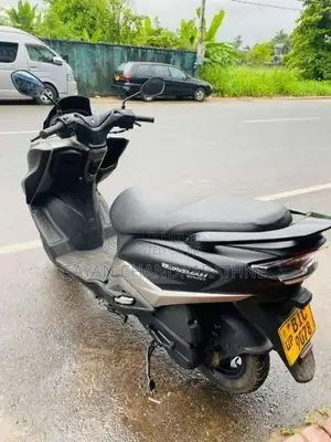 Suzuki Burgman 2019 Motorbike (Used)