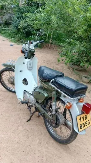 Honda Super Cub 2000 Motorbike (Used)