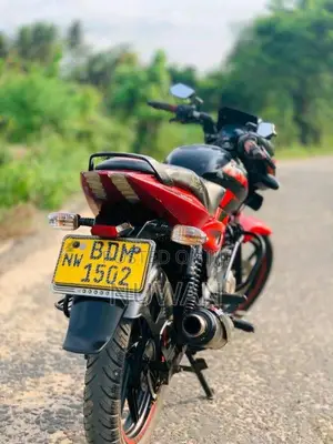 Bajaj Pulsar 150 2015 Motorbike (Used)