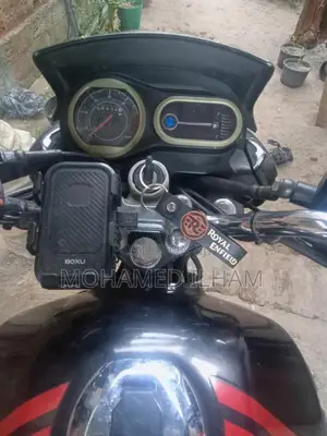 Bajaj V15 2017 Motorbike (Used)