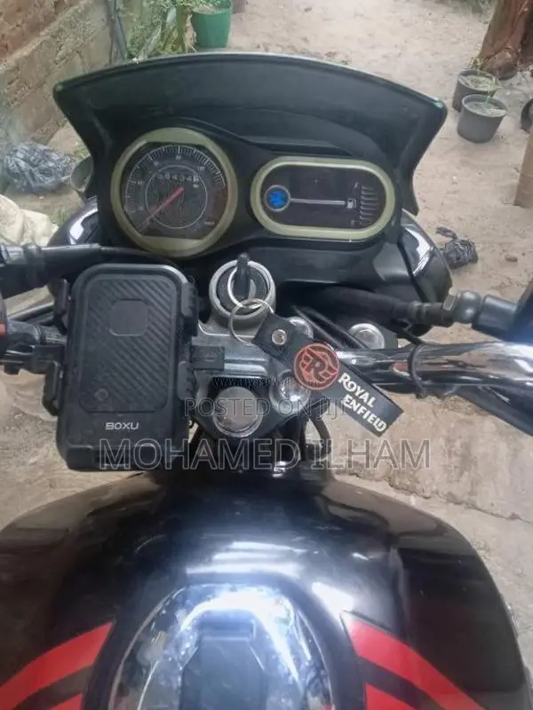 Bajaj V15 2017 Motorbike (Used)