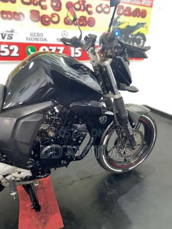 Yamaha Fz Version 2 2018 Motorbike (Used)