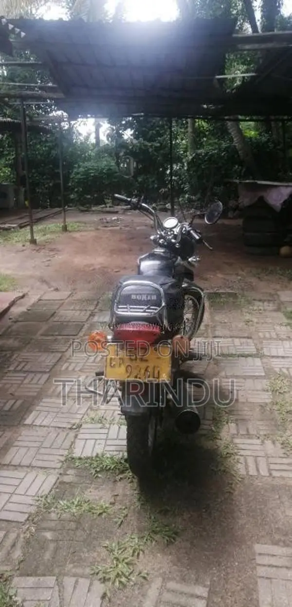 Bajaj Boxer 2003 Motorbike (Used)