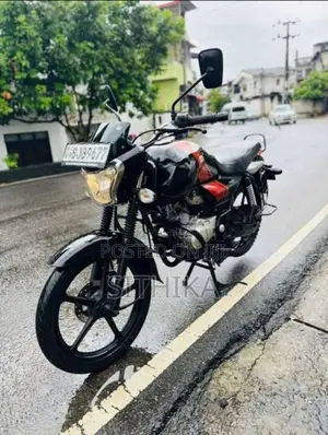 Bajaj V12 2019 Motorbike (Used)