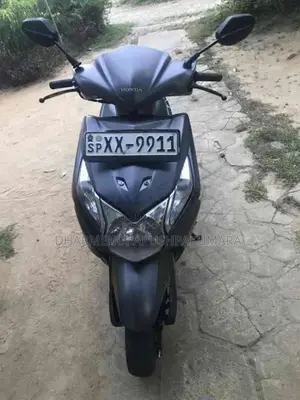 Honda Dio 2012 Motorbike (Used)