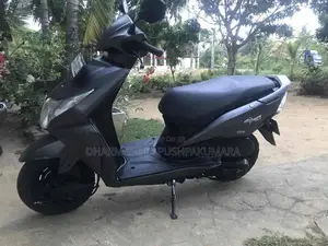 Honda Dio 2012 Motorbike (Used)