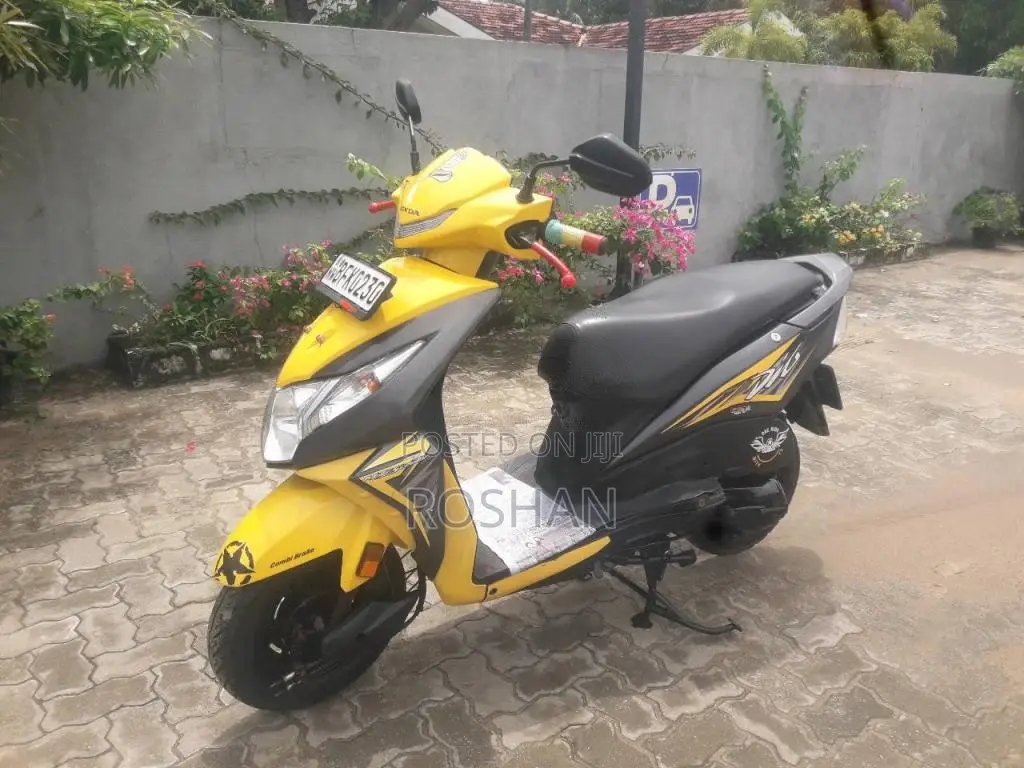 Honda Dio 2017 Motorbike (Used)