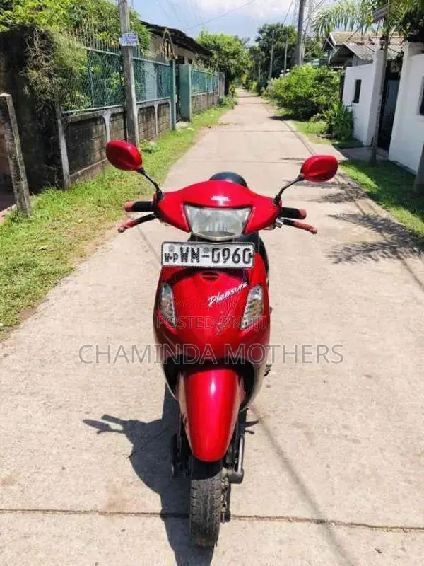 Hero Pleasure 2011 Motorbike (Used)