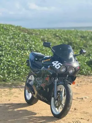 Honda CBR 2000 Motorbike (Used)