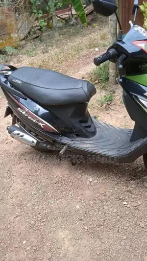 TVS Scooty Streak 2011 Motorbike (Used)
