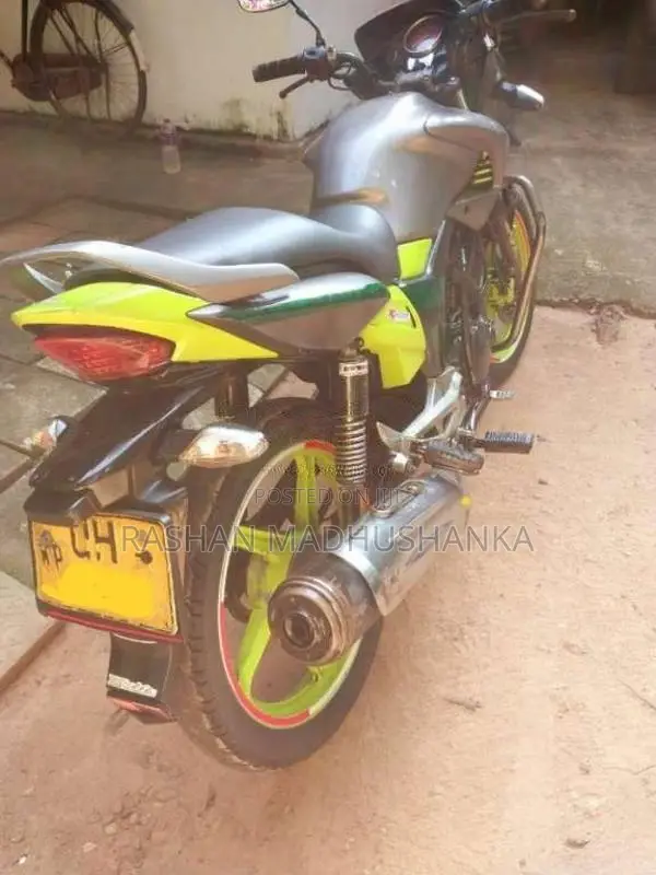 Hero Hunk 2008 Motorbike (Used)