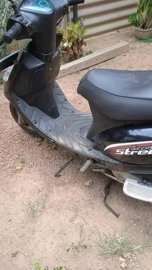 TVS Scooty Streak 2011 Motorbike (Used)