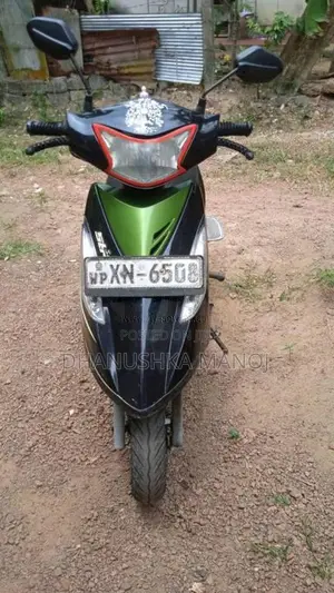 TVS Scooty Streak 2011 Motorbike (Used)