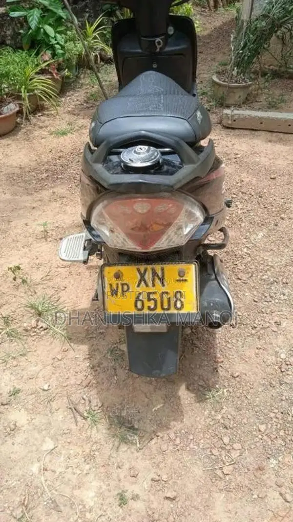 TVS Scooty Streak 2011 Motorbike (Used)