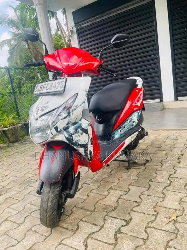 Honda Dio 2017 Motorbike (Used)