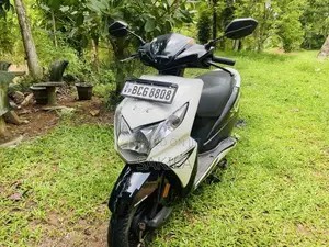 Honda Dio 2015 Motorbike (Used)