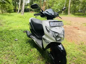 Honda Dio 2015 Motorbike (Used)