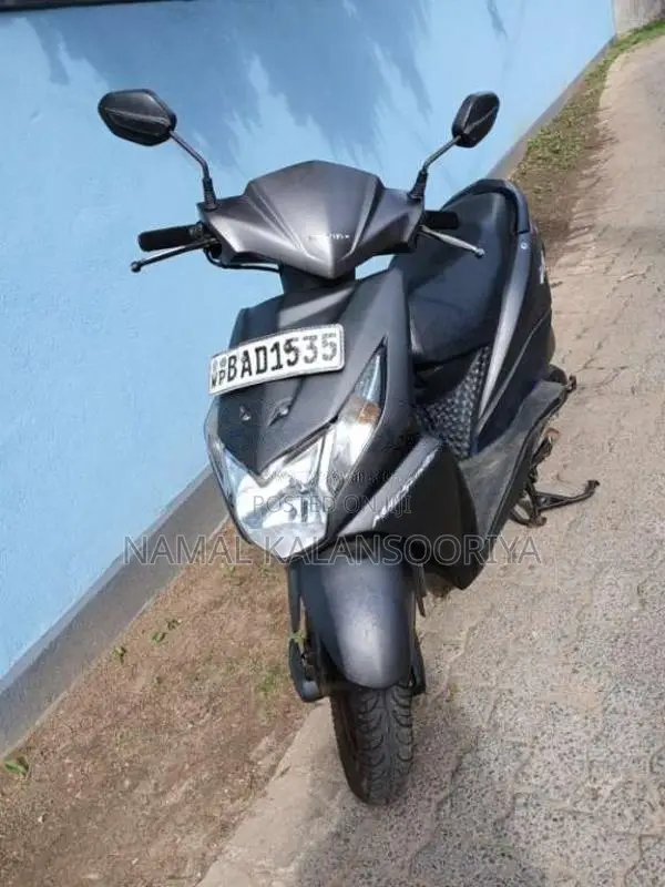 Honda Dio 2013 Motorbike (Used)